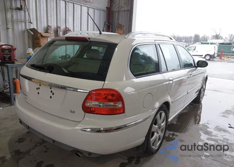2006 Jaguar X-Type 3.0 z USA, uszkodzony, nr VIN SAJWA54A66WE72169